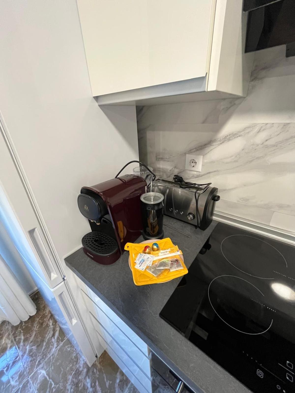 Apartamento Mercurio- Barajas 1B Madrid Bagian luar foto