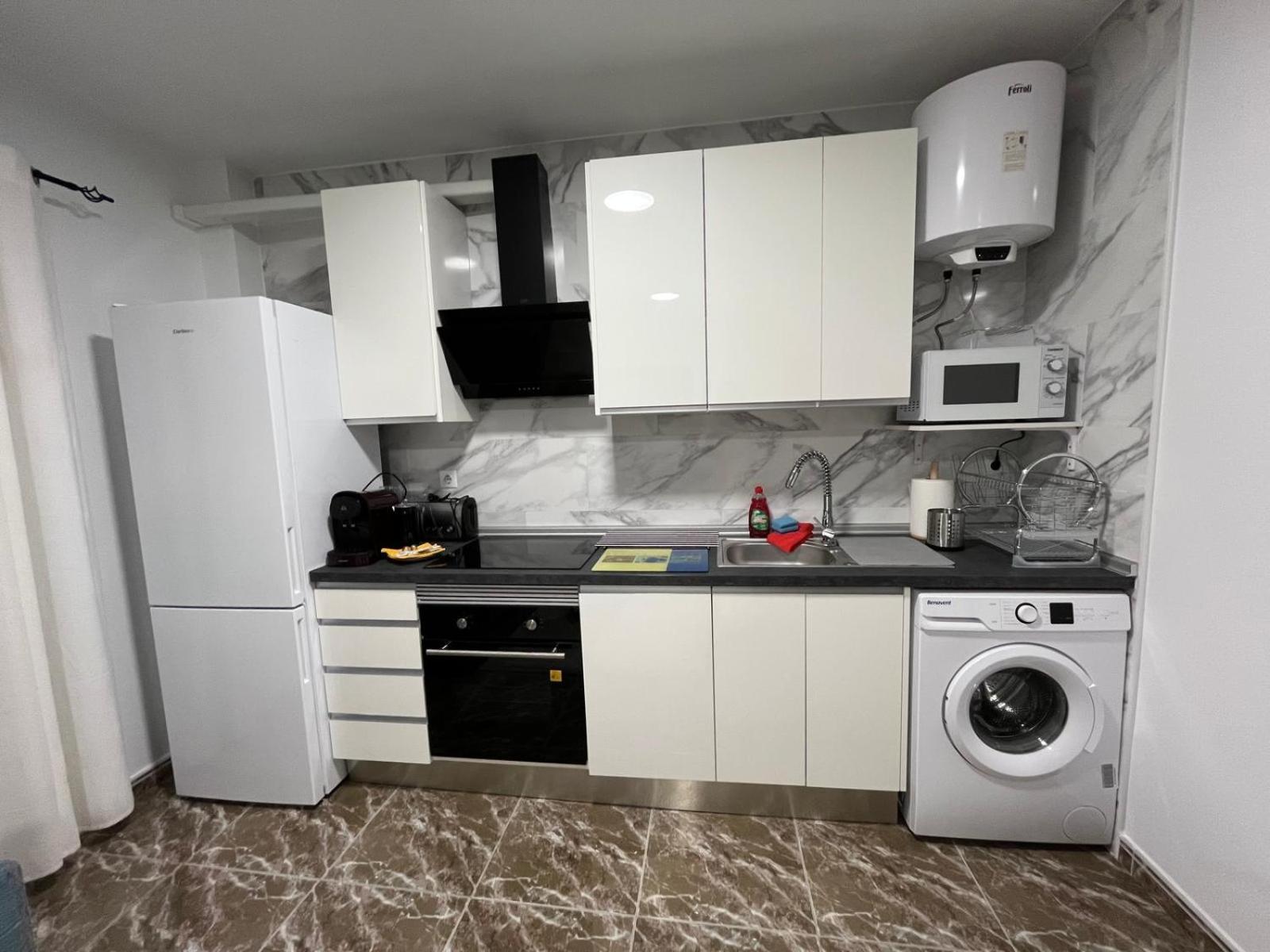 Apartamento Mercurio- Barajas 1B Madrid Bagian luar foto